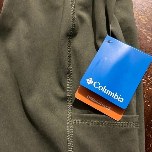 NWT Columbia Lodge Tights Stone Green/Spotted Camo Fill XS - Picture 2 of 7